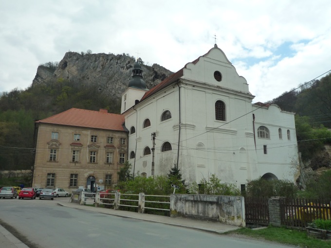 Sv. Jan pod Skalou - kostel Narození sv. Jana Křtitele