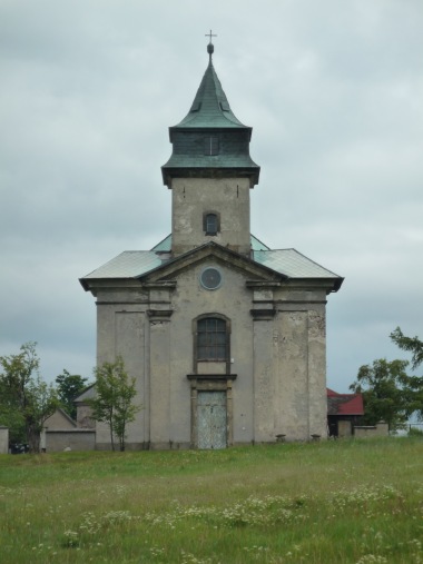 Kostel Nanebevzetí Panny Marie v Cínovci