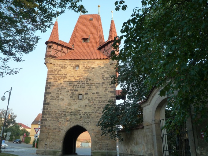 Pozdně gotická brána v Rakovníku