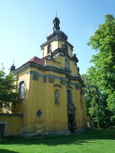 Barokní kostel sv. Petra a Pavla v Peruci