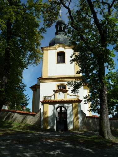 Kostel sv. Bartoloměje ve Všeradicích