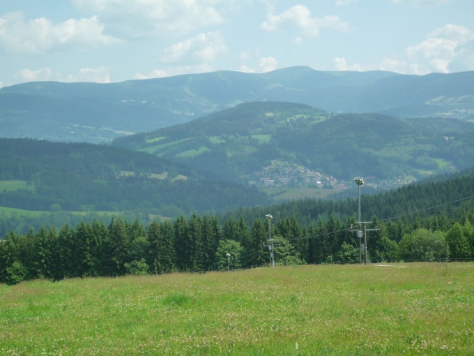 Výhled na Kotel ze sjezdovky Šachty